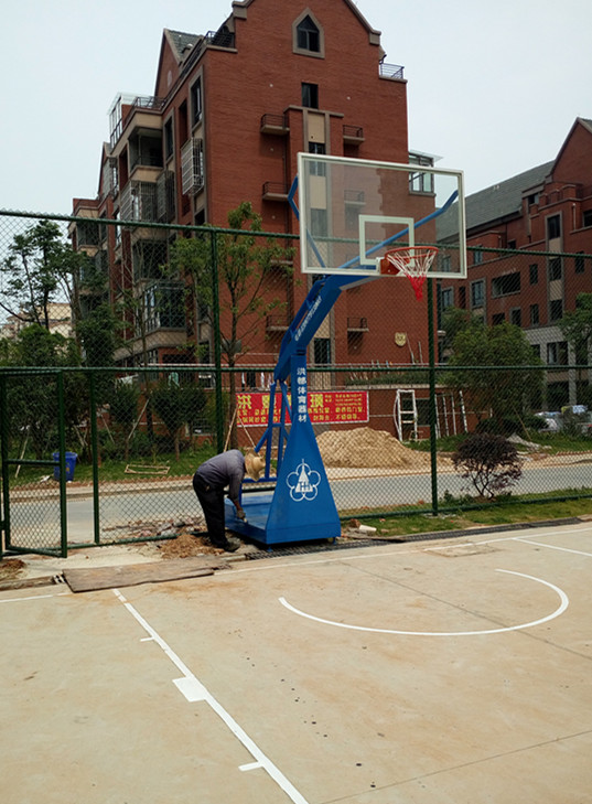 福建籃球架廠家直銷，移動籃球架