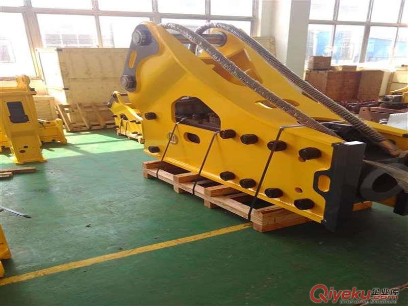 易事特礦山型175破碎錘