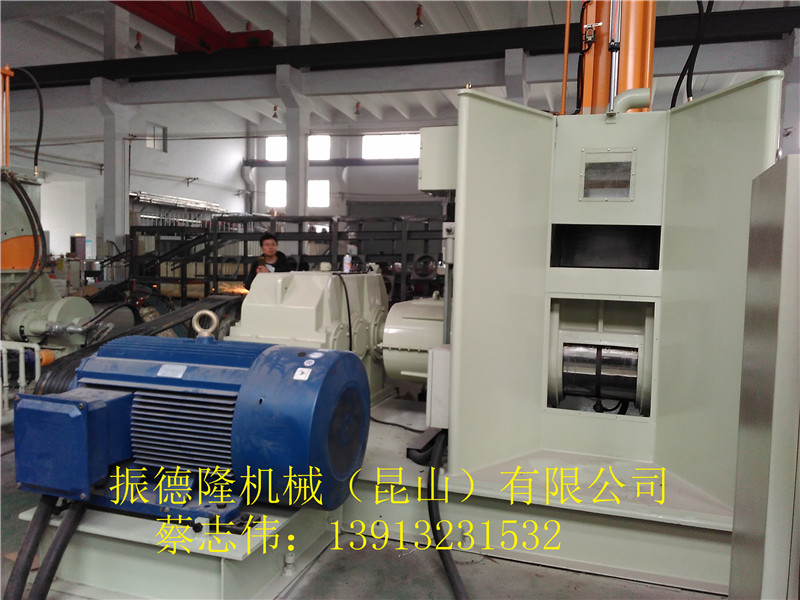 供應(yīng)110L加壓式密煉機(jī)原始圖片2