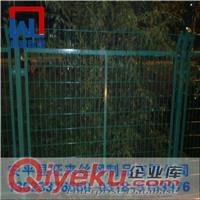 綠色邊框圍欄網 烏魯木齊公路護欄網 柵欄生產廠家原始圖片2