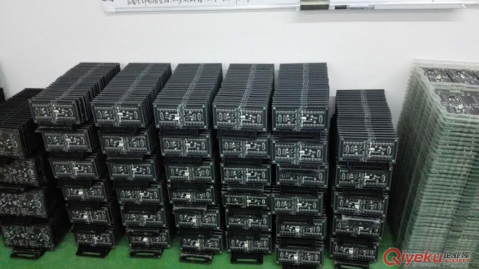 廠家直銷室內(nèi)P5全彩LED模組(華美聚彩LED)