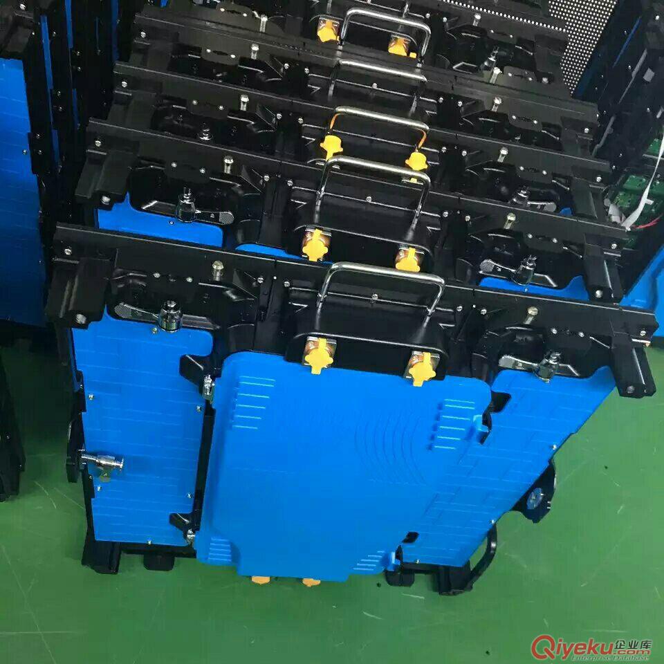 華美聚彩戶外P6壓鑄鋁租賃LED顯示屏(舞臺(tái)高清)