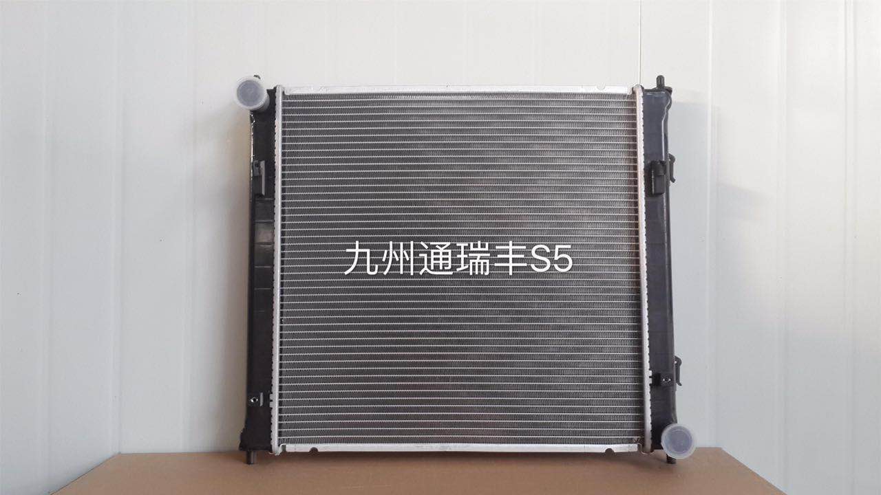 山東汽車散熱器批發(fā)哪家好【廠家直銷】價格優(yōu)惠高品質