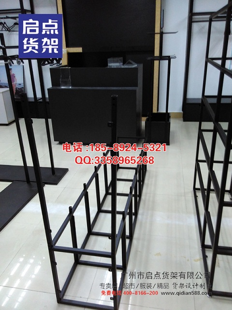 哪里有KM男裝貨架廠家,KM服裝貨架,卡門(mén)服裝貨架