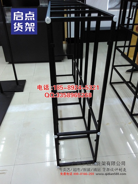 哪里有KM男裝貨架廠家,KM服裝貨架,卡門(mén)服裝貨架