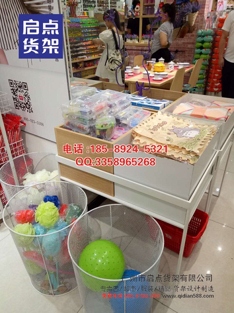 名創(chuàng)優(yōu)品貨架,戀慧優(yōu)品貨架,豌豆生活貨架原始圖片3