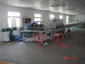 底漆uv滾涂機生產(chǎn)廠家/異型門uv滾涂機