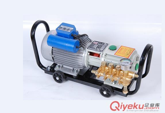 武漢熊貓QL-280高壓清洗機(jī)工業(yè)清洗機(jī)洗掃一體機(jī)晶面機(jī)供應(yīng)汽車清洗機(jī)原始圖片2