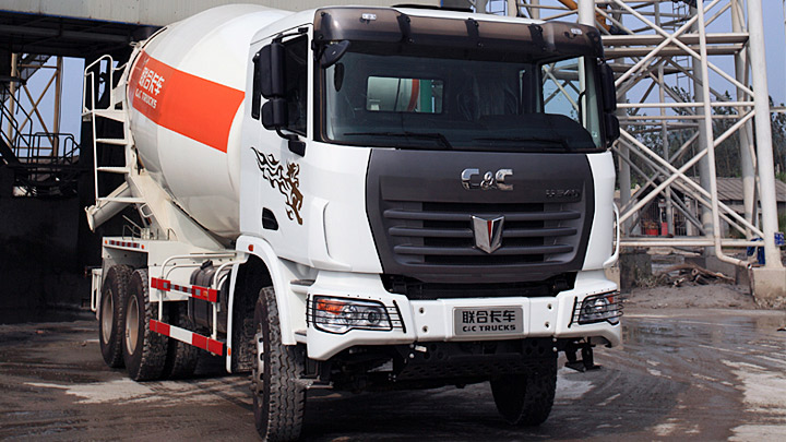 U平臺6×4攪拌車（柴油版）