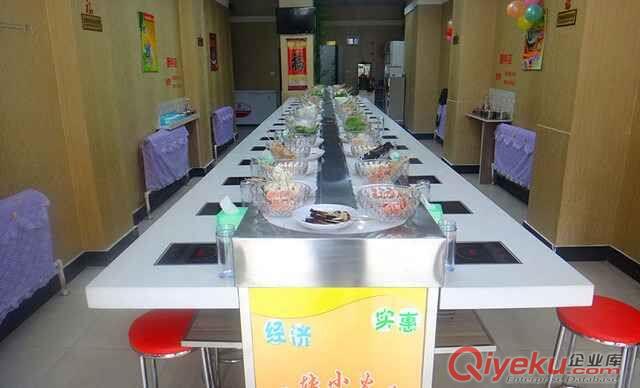南京旋轉小火鍋設備哪里賣 回轉自助火鍋設備價格多少
