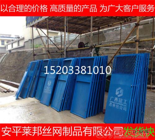樺甸施工電梯防護(hù)門廠家供應(yīng) 萊邦絲網(wǎng)原始圖片2