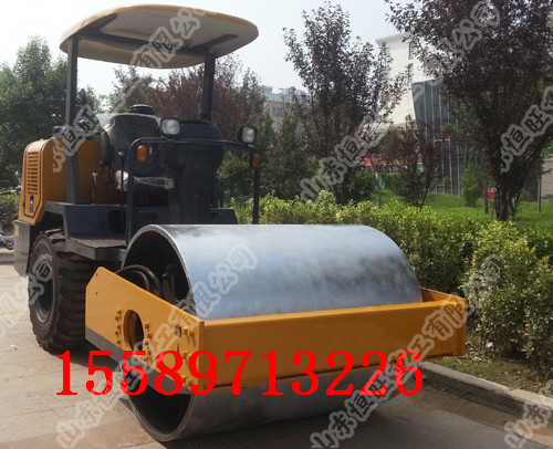 廠家低價處理壓路機 HW-42C全液壓振動壓路機