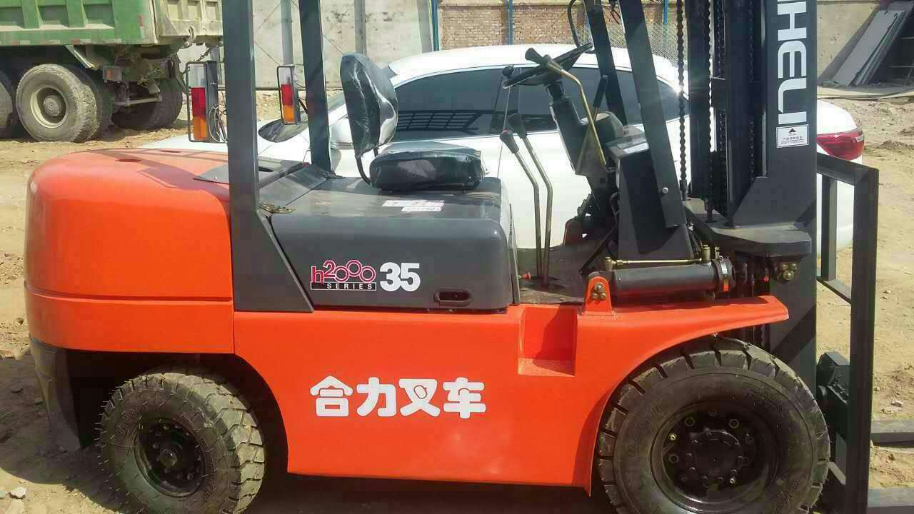 北京七噸叉車/盛泰實(shí)業(yè)stsy