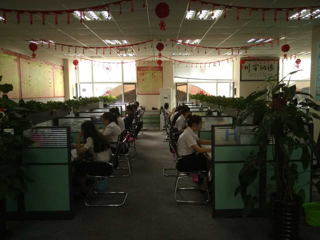 沈陽出國勞務馬來云頂集團高級服務生大學生就業