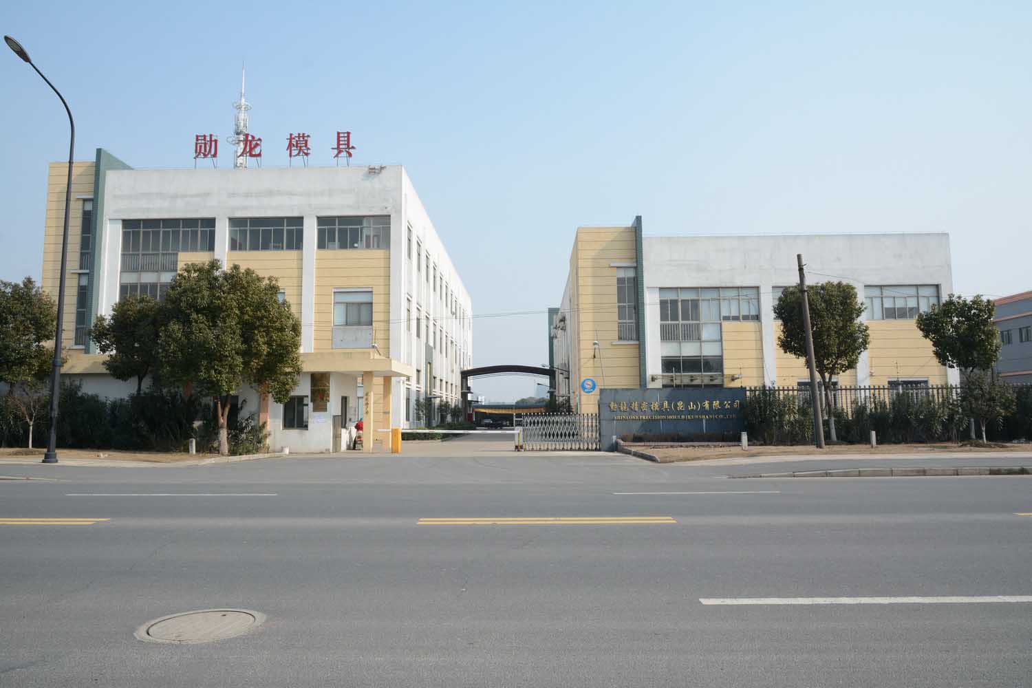 模具制造制造專業(yè)雙色高光急冷急熱技術