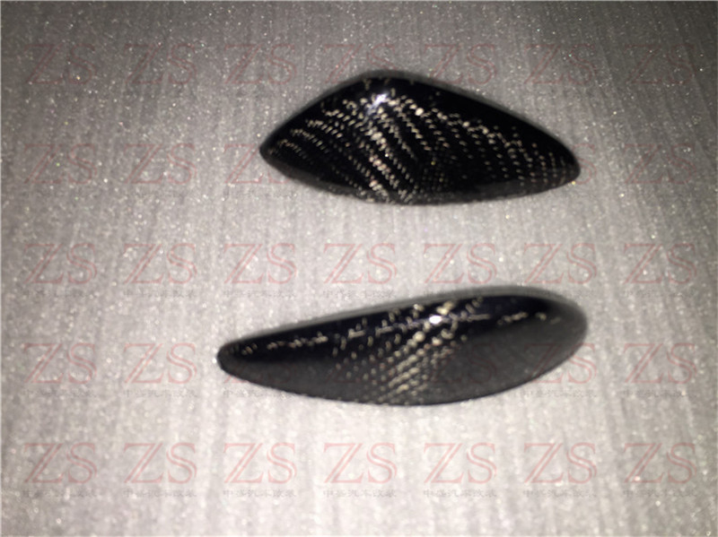 2015奔馳W205新C180 C200 C260升級(jí)改裝碳纖維前杠風(fēng)刀擾流板原始圖片3