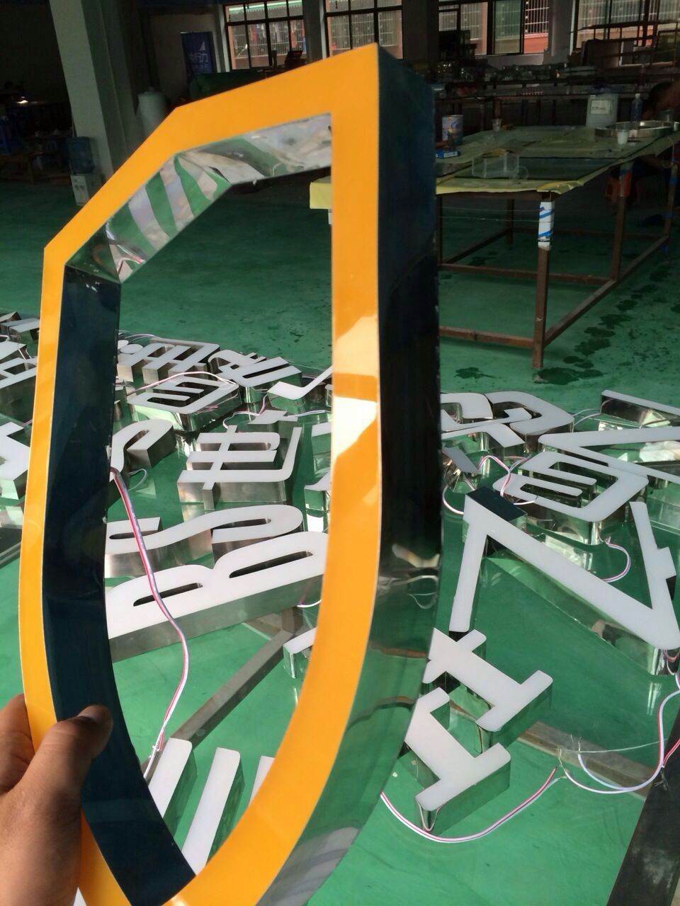 {gx}節能LED鋁型材發光字當選科耐威 淮北鋁型材發光字
